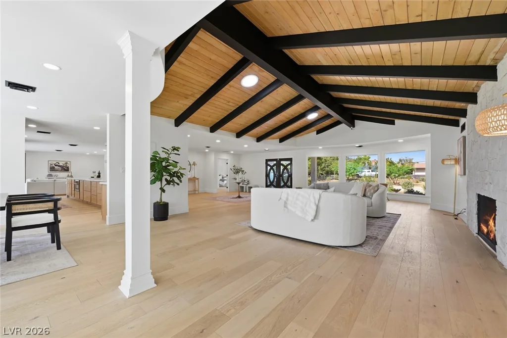 6980 Mira Vista, Las Vegas, NV 89120