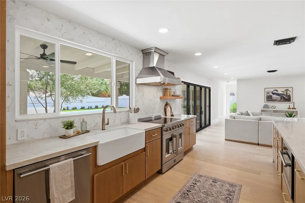 6980 Mira Vista, Las Vegas, NV 89120