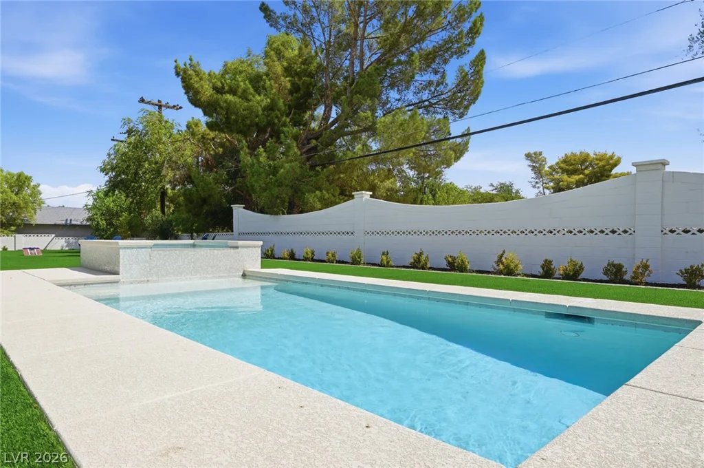 6980 Mira Vista, Las Vegas, NV 89120