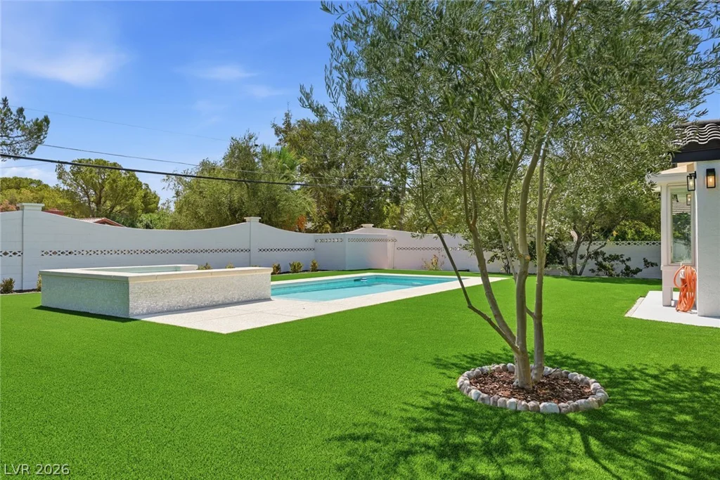 6980 Mira Vista, Las Vegas, NV 89120