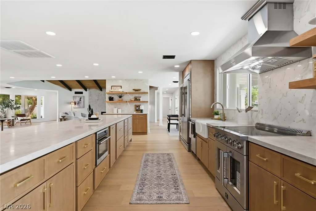 6980 Mira Vista, Las Vegas, NV 89120