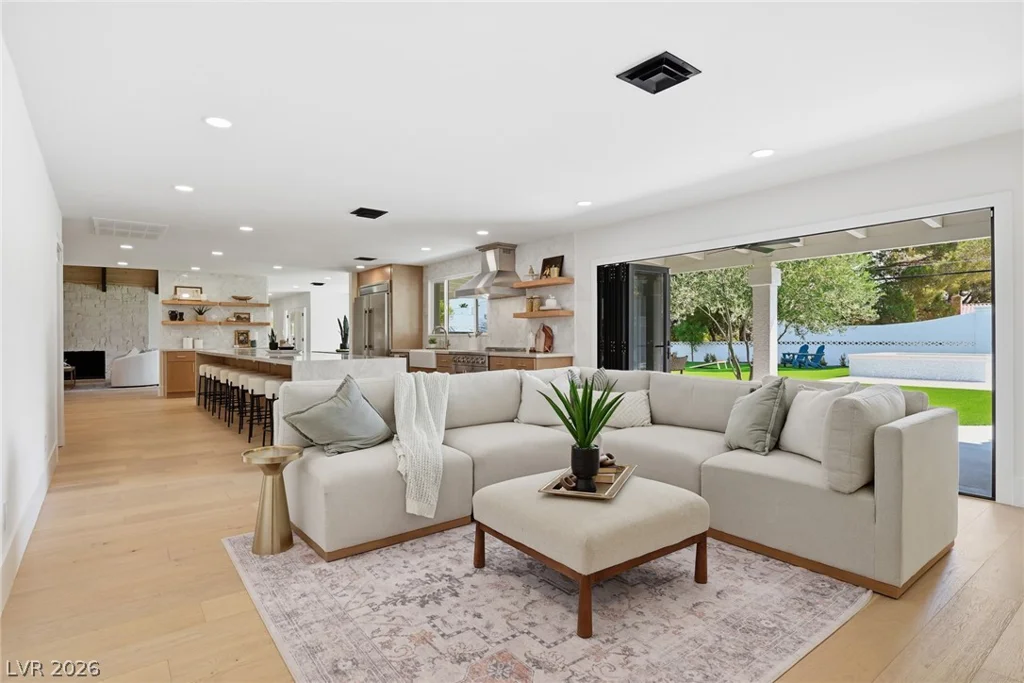 6980 Mira Vista, Las Vegas, NV 89120
