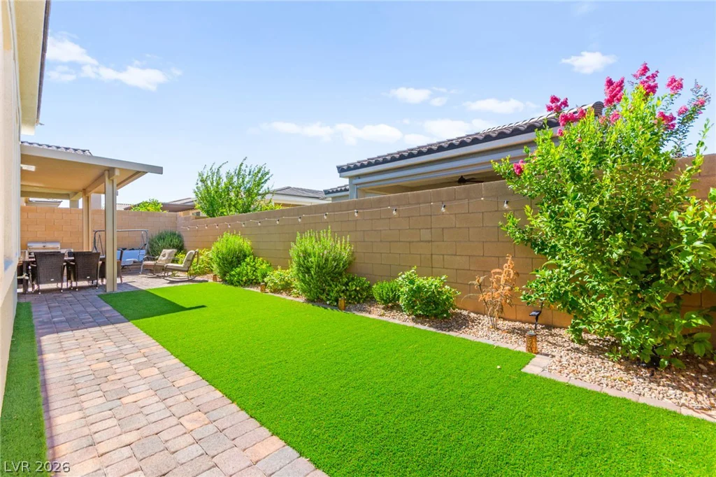 10160 Tree Blossom, Las Vegas, NV 89166