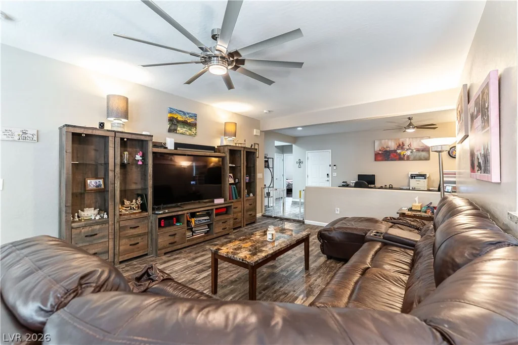 2120 Willow Wren, North Las Vegas, NV 89084
