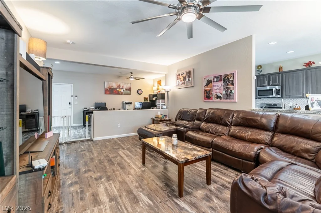 2120 Willow Wren, North Las Vegas, NV 89084
