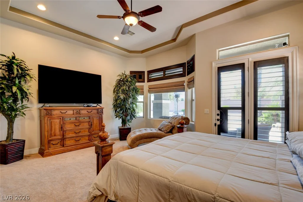 8465 Picket Ridge, Las Vegas, NV 89143