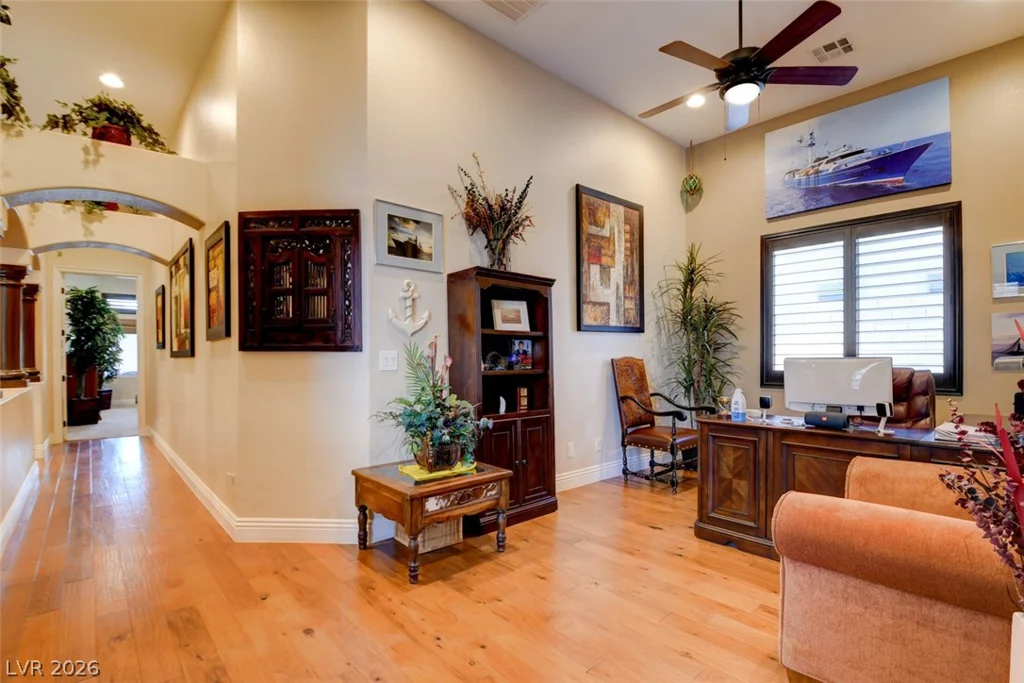 8465 Picket Ridge, Las Vegas, NV 89143