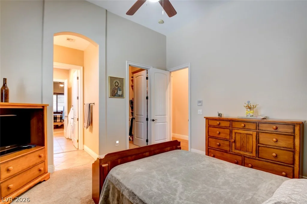 8465 Picket Ridge, Las Vegas, NV 89143