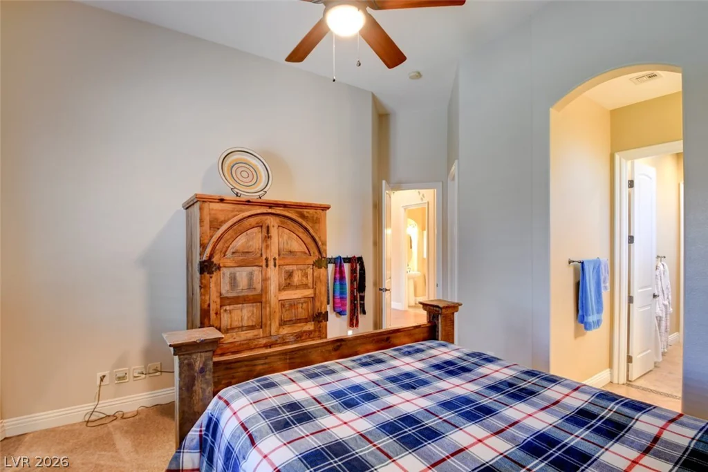 8465 Picket Ridge, Las Vegas, NV 89143