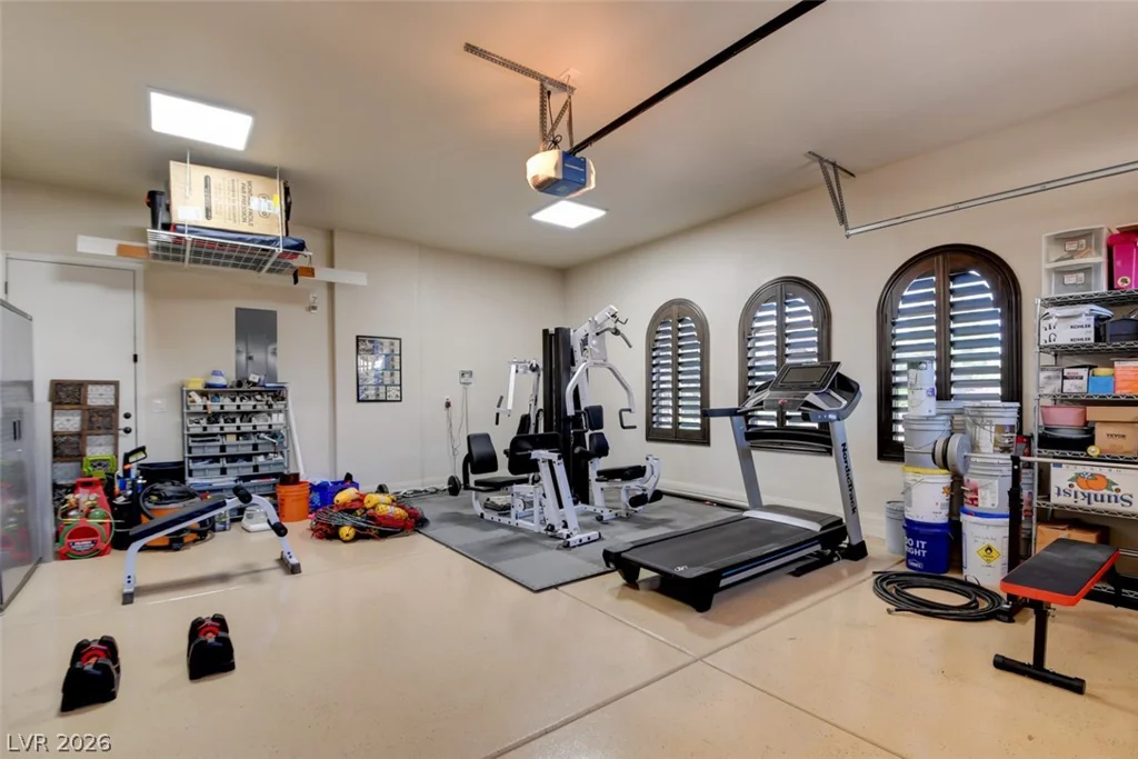 8465 Picket Ridge, Las Vegas, NV 89143