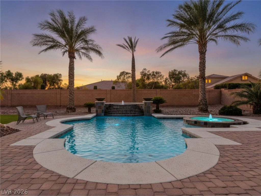 8465 Picket Ridge, Las Vegas, NV 89143