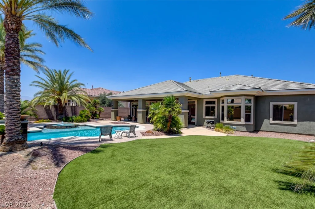 8465 Picket Ridge, Las Vegas, NV 89143