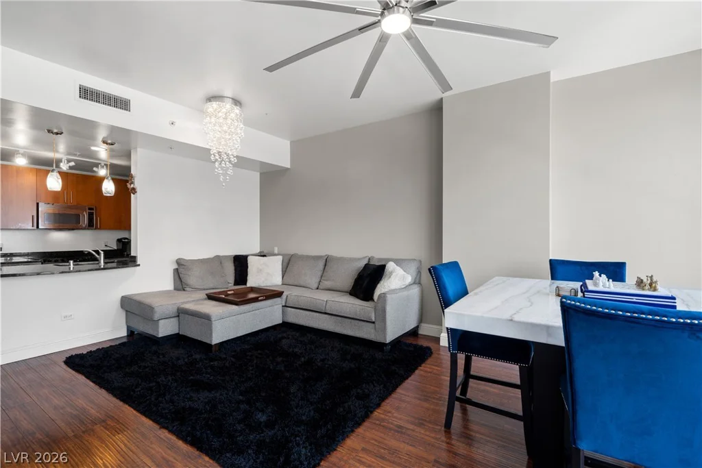 200 Sahara, Las Vegas, NV 89102
