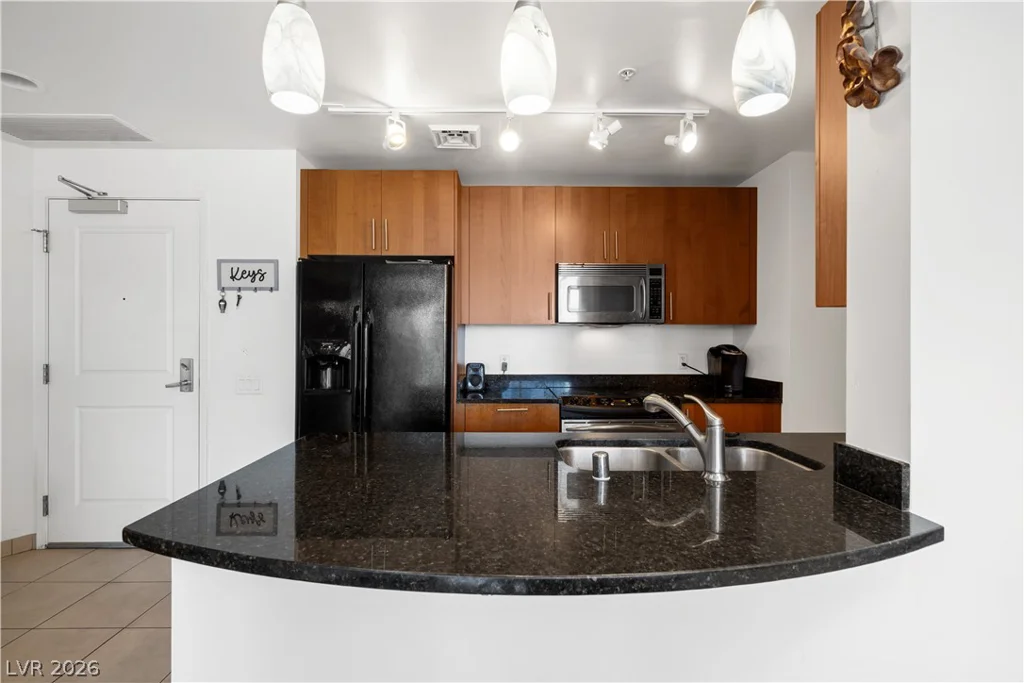 200 Sahara, Las Vegas, NV 89102