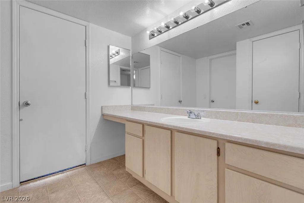 555 Silverado Ranch, Las Vegas, NV 89183