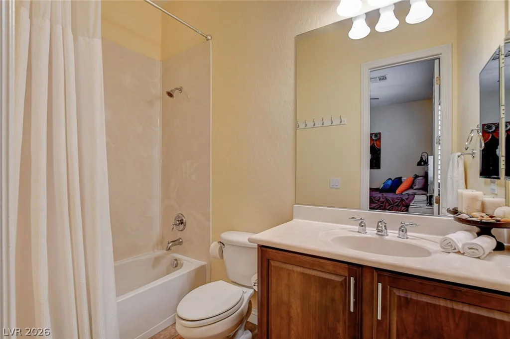 8435 Mayport, Las Vegas, NV 89131