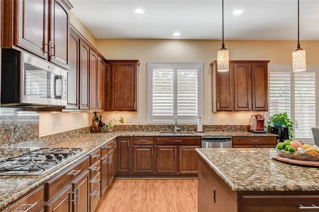 8435 Mayport, Las Vegas, NV 89131