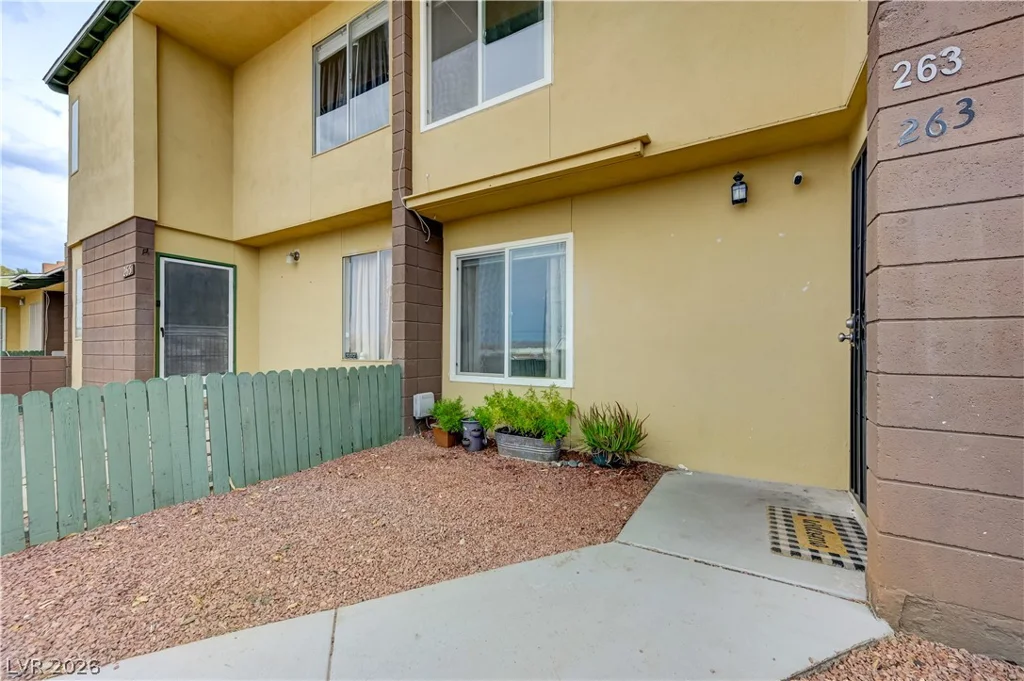 263 Van Wagenen, Henderson, NV 89015