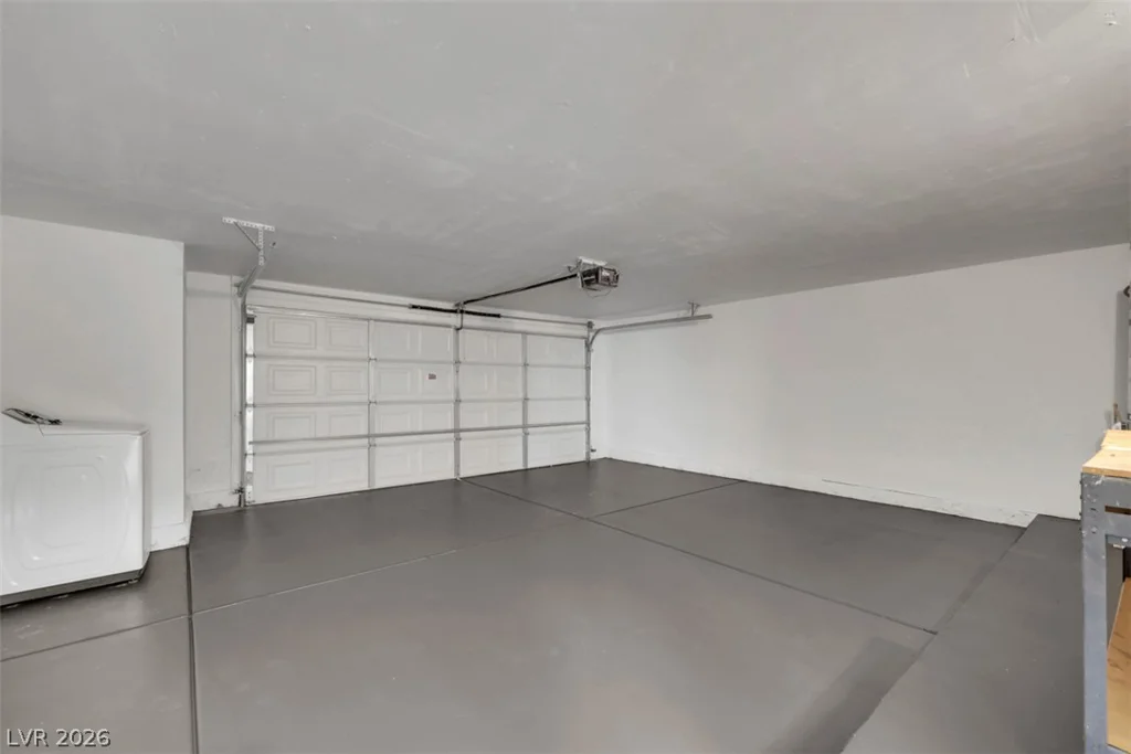 3800 Dauntless, North Las Vegas, NV 89031