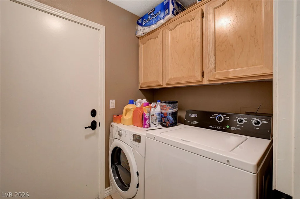 1221 Alderton, Las Vegas, NV 89144