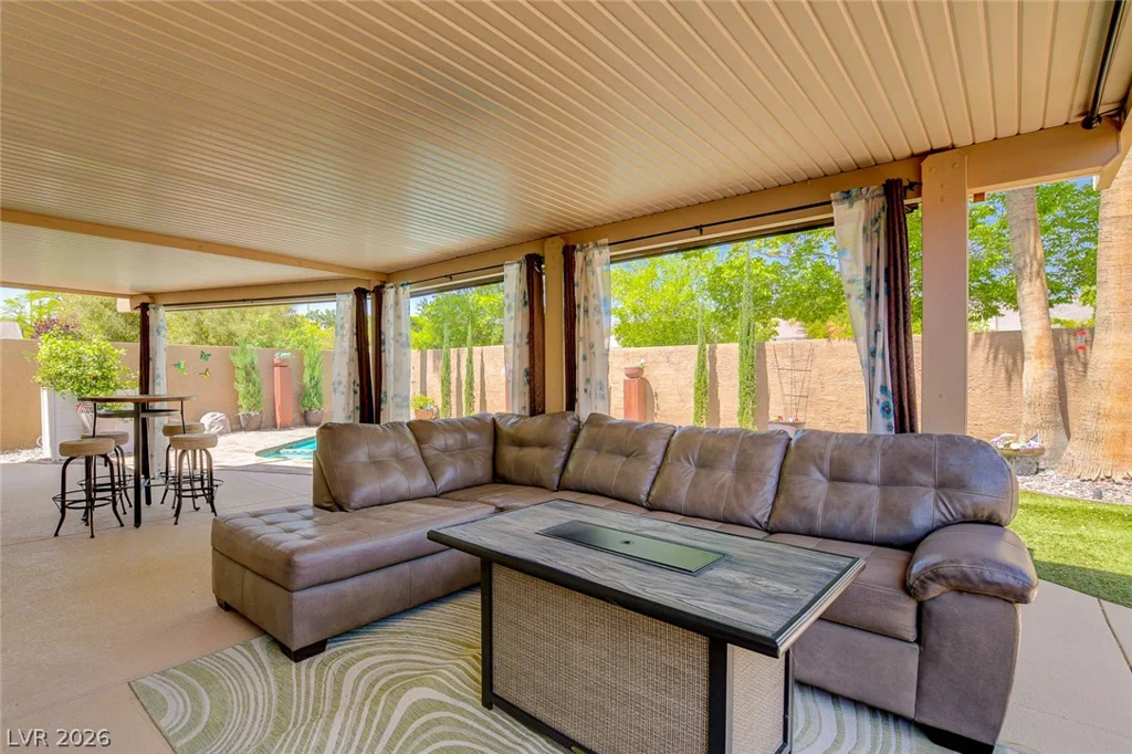 1221 Alderton, Las Vegas, NV 89144
