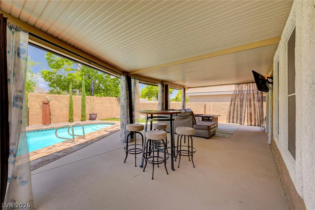 1221 Alderton, Las Vegas, NV 89144