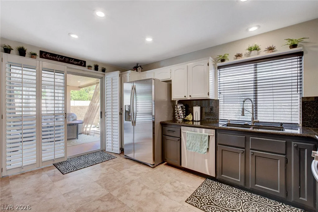1221 Alderton, Las Vegas, NV 89144
