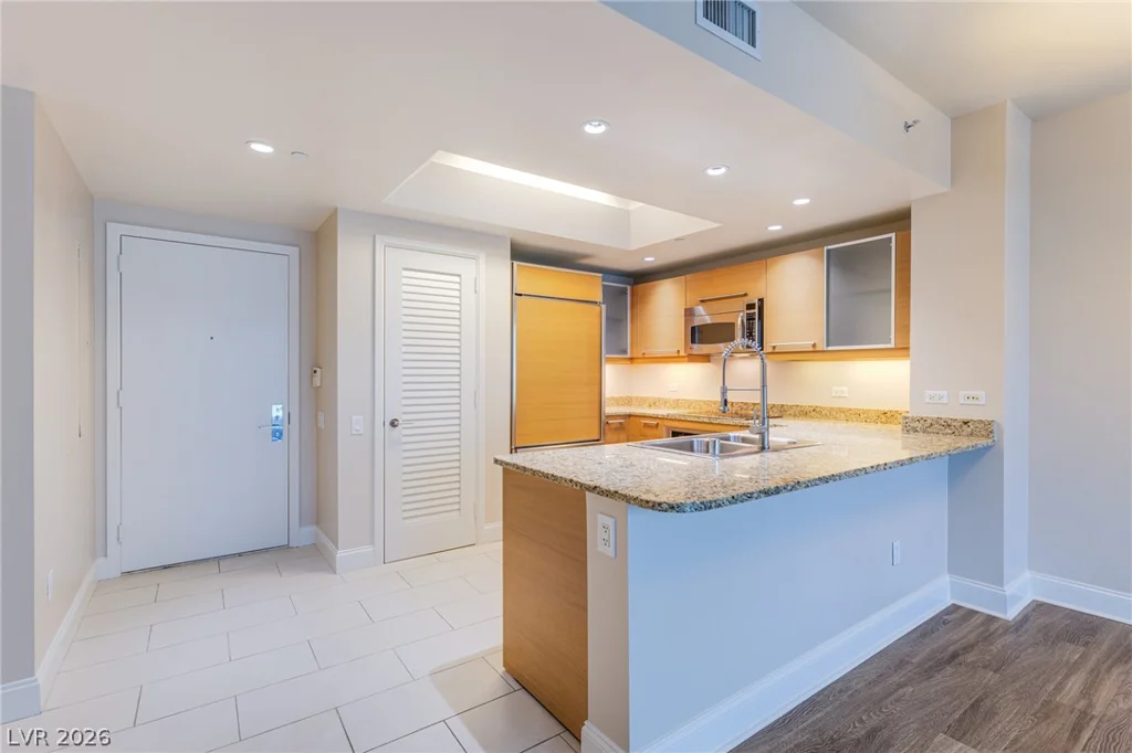 222 Karen, Las Vegas, NV 89109