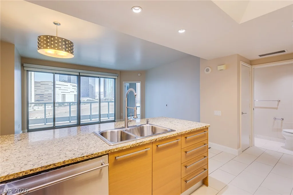 222 Karen, Las Vegas, NV 89109