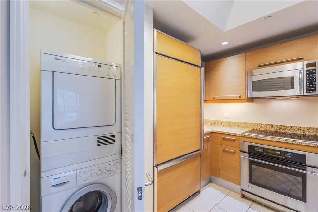 222 Karen, Las Vegas, NV 89109