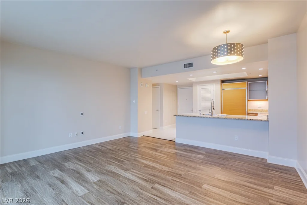 222 Karen, Las Vegas, NV 89109