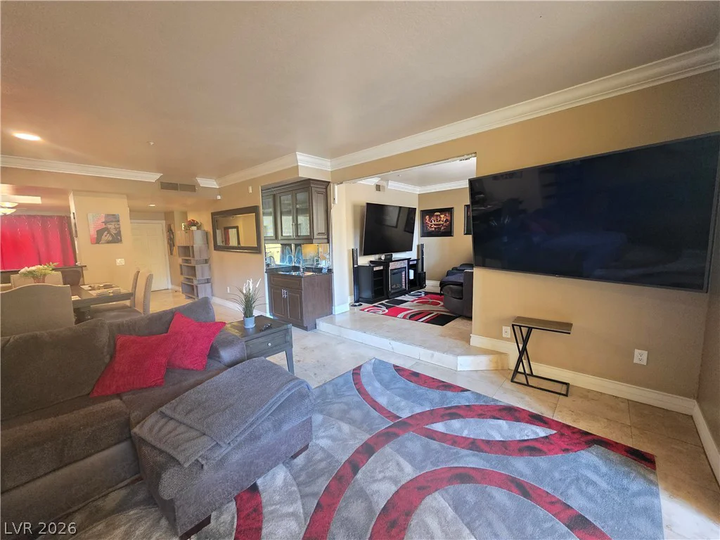 210 Flamingo, Las Vegas, NV 89169