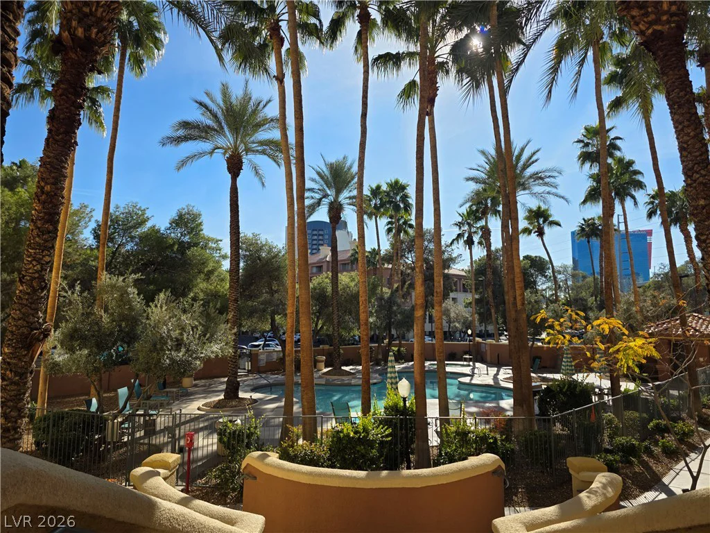 210 Flamingo, Las Vegas, NV 89169