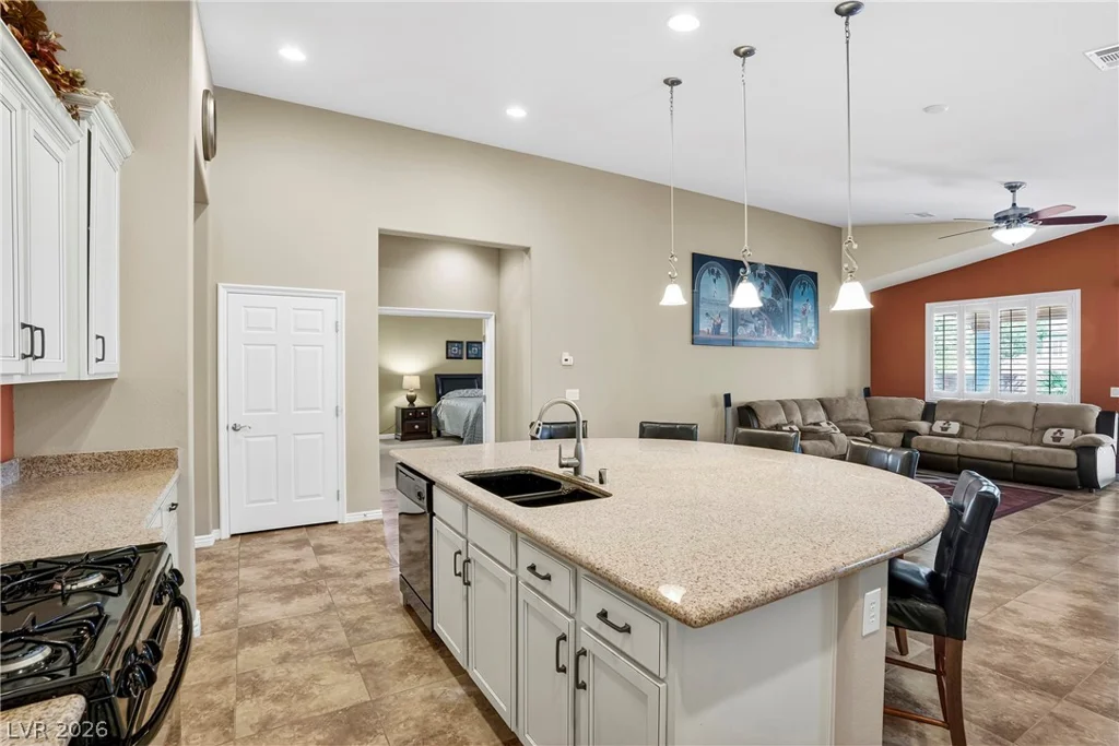 9834 River Trader, Las Vegas, NV 89178