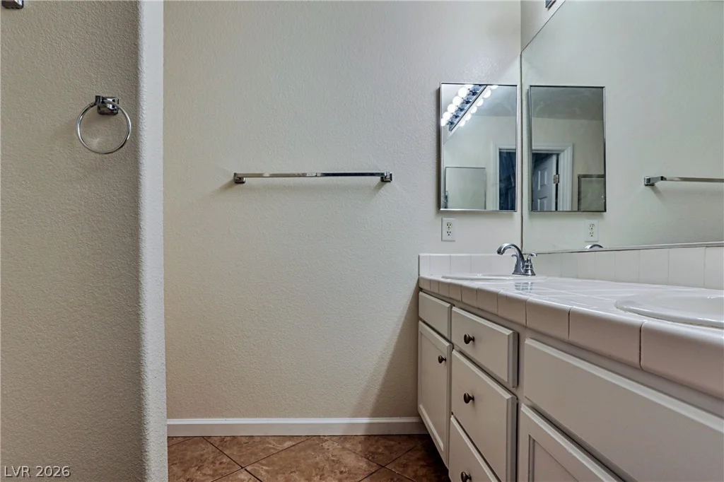 520 Arrowhead, Henderson, NV 89015