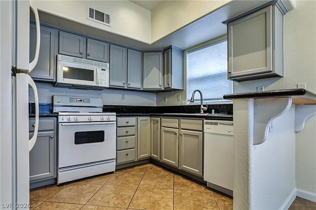 520 Arrowhead, Henderson, NV 89015