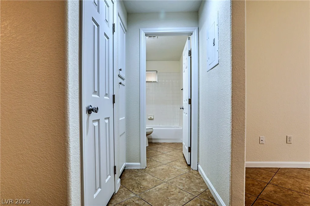 520 Arrowhead, Henderson, NV 89015