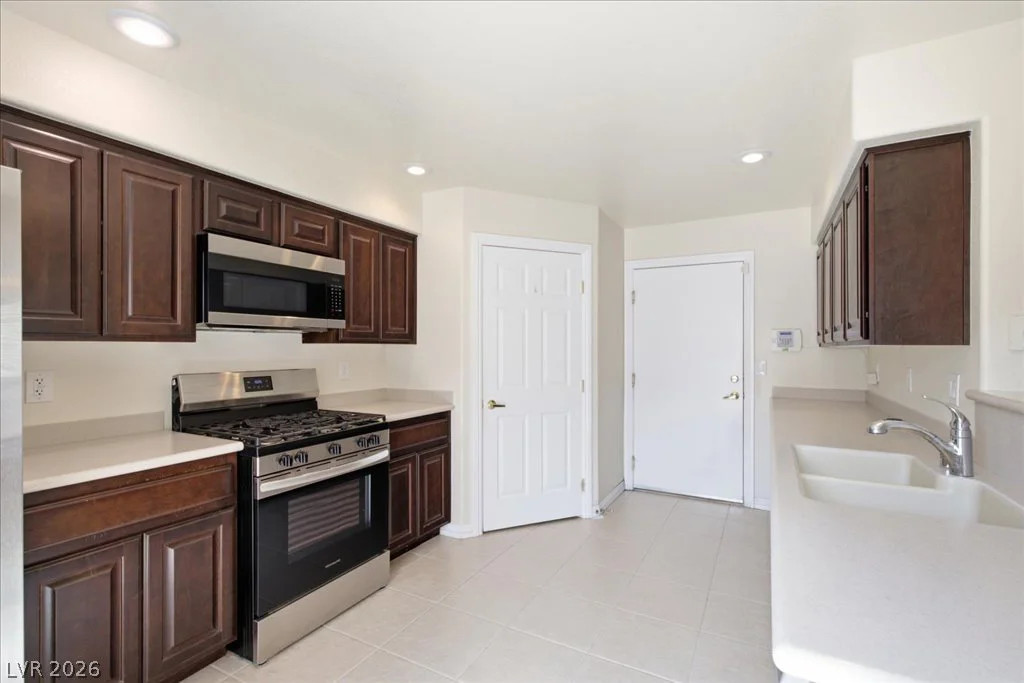 9344 Field Thistle, Las Vegas, NV 89149
