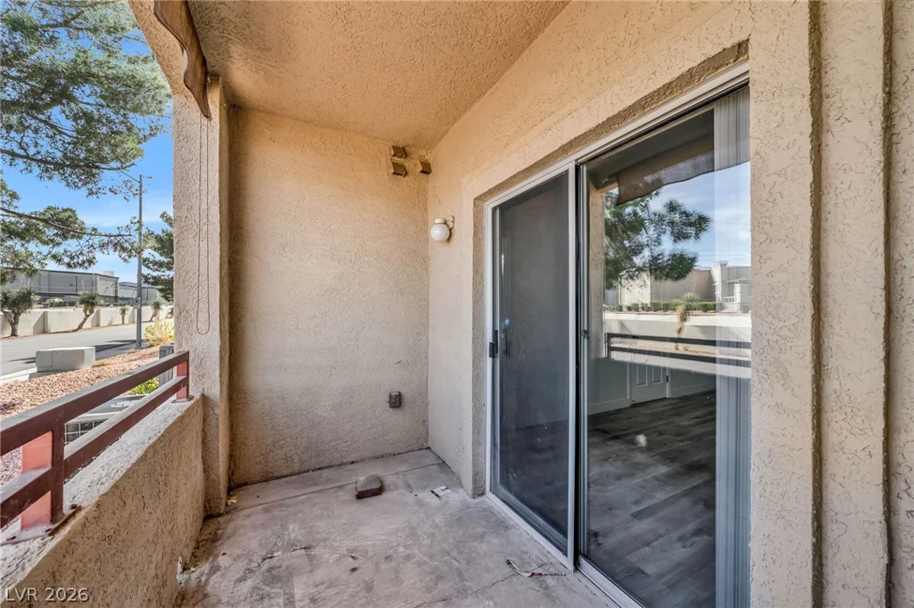 520 Arrowhead, Henderson, NV 89015