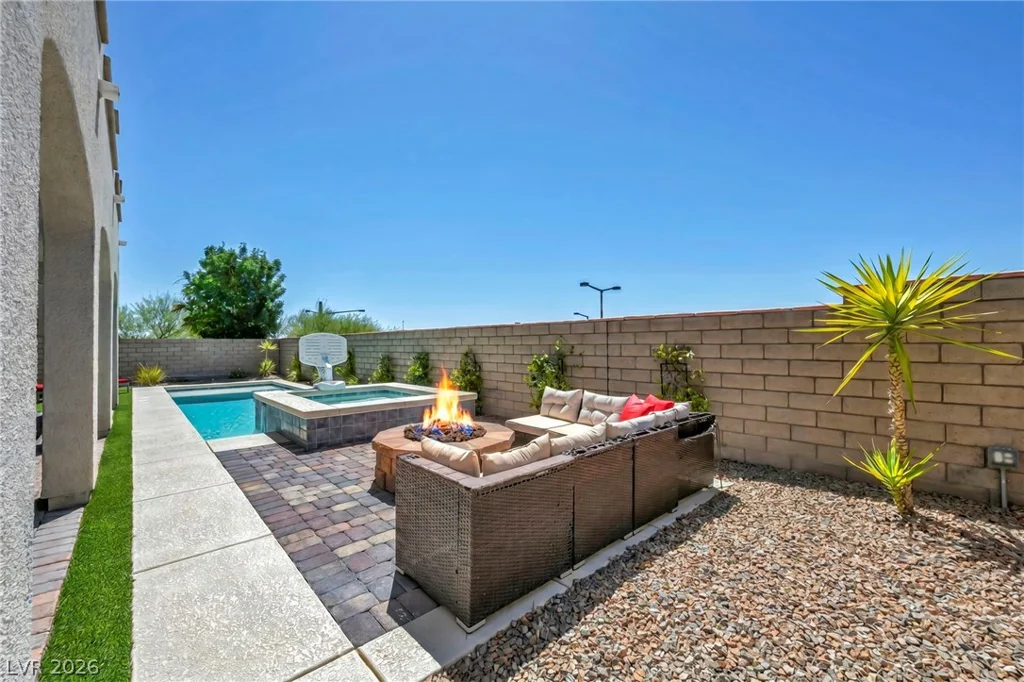 11805 Barona Mesa, Las Vegas, NV 89138
