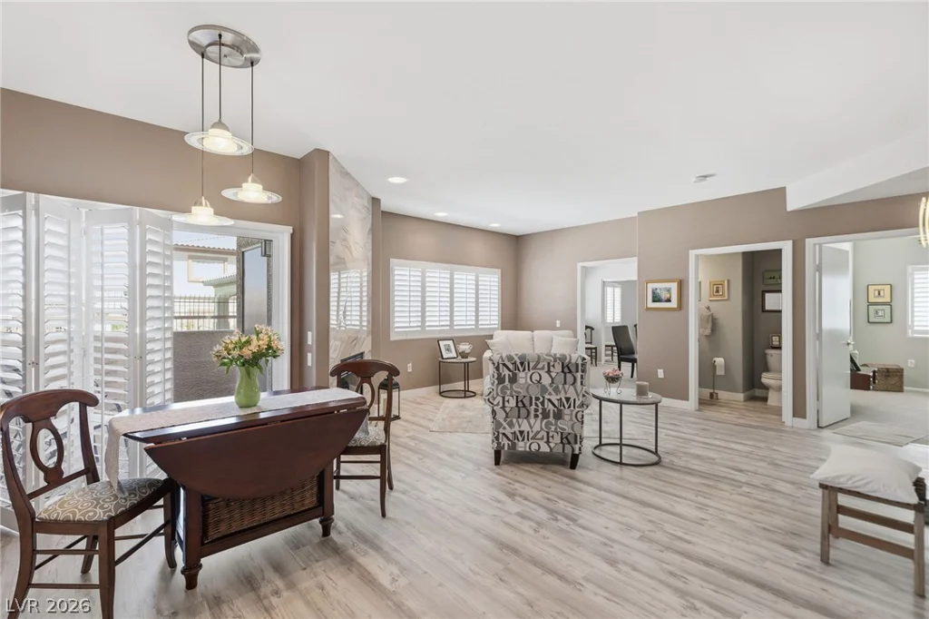 8725 Flamingo, Las Vegas, NV 89147