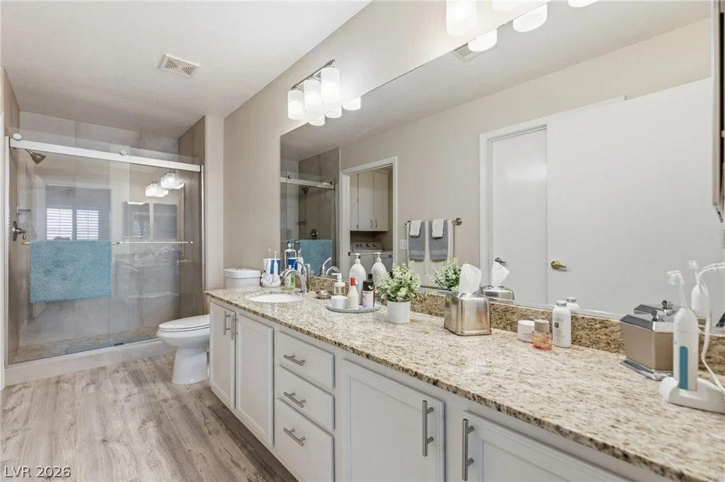 8725 Flamingo, Las Vegas, NV 89147