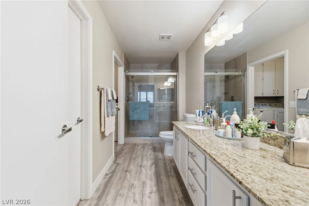8725 Flamingo, Las Vegas, NV 89147