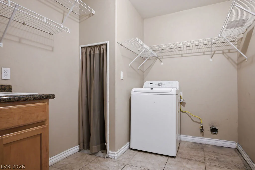 9712 Running Rabbit, Las Vegas, NV 89143
