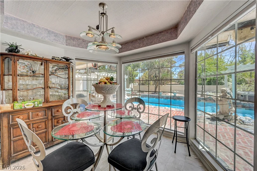 3005 Campbell, Las Vegas, NV 89107