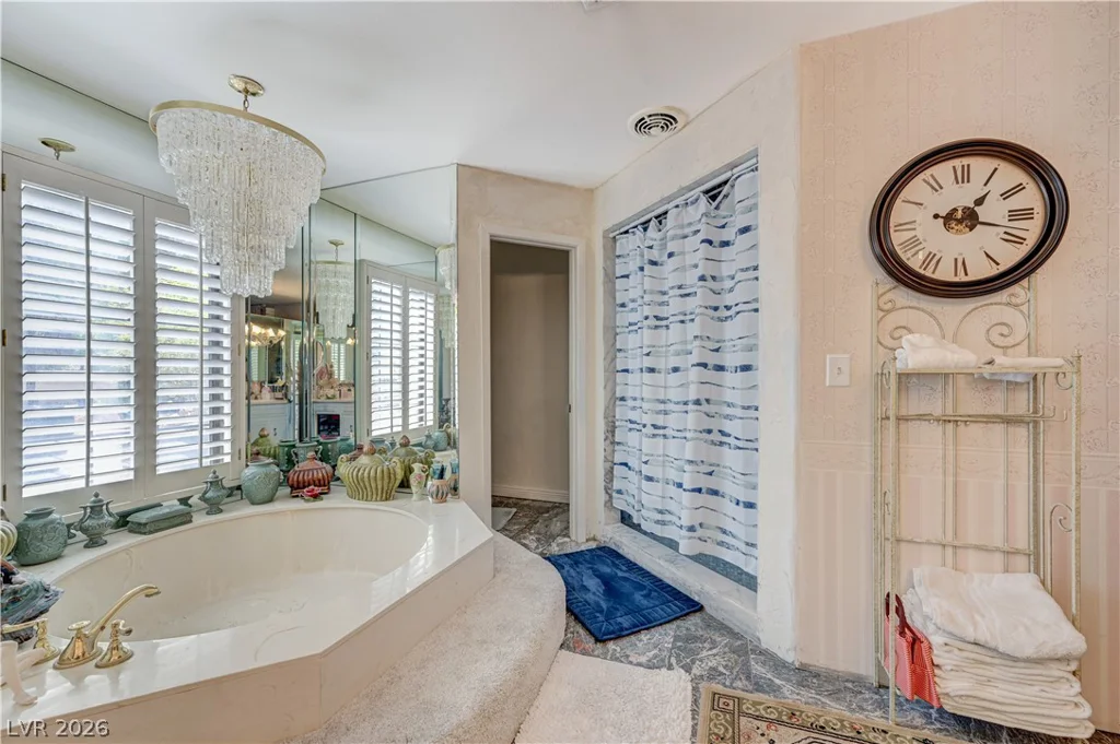 3005 Campbell, Las Vegas, NV 89107