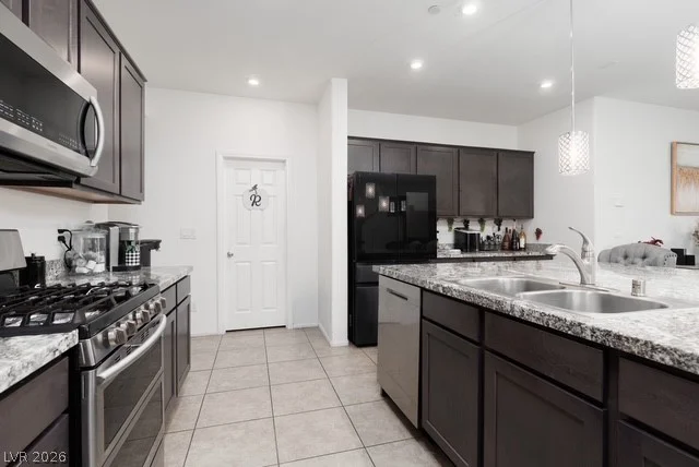 4225 Rancho Crossing, Las Vegas, NV 89130