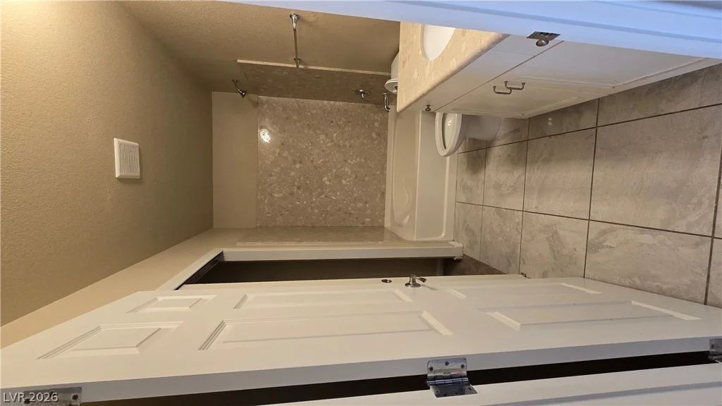 5543 Dancing Fox, Las Vegas, NV 89139