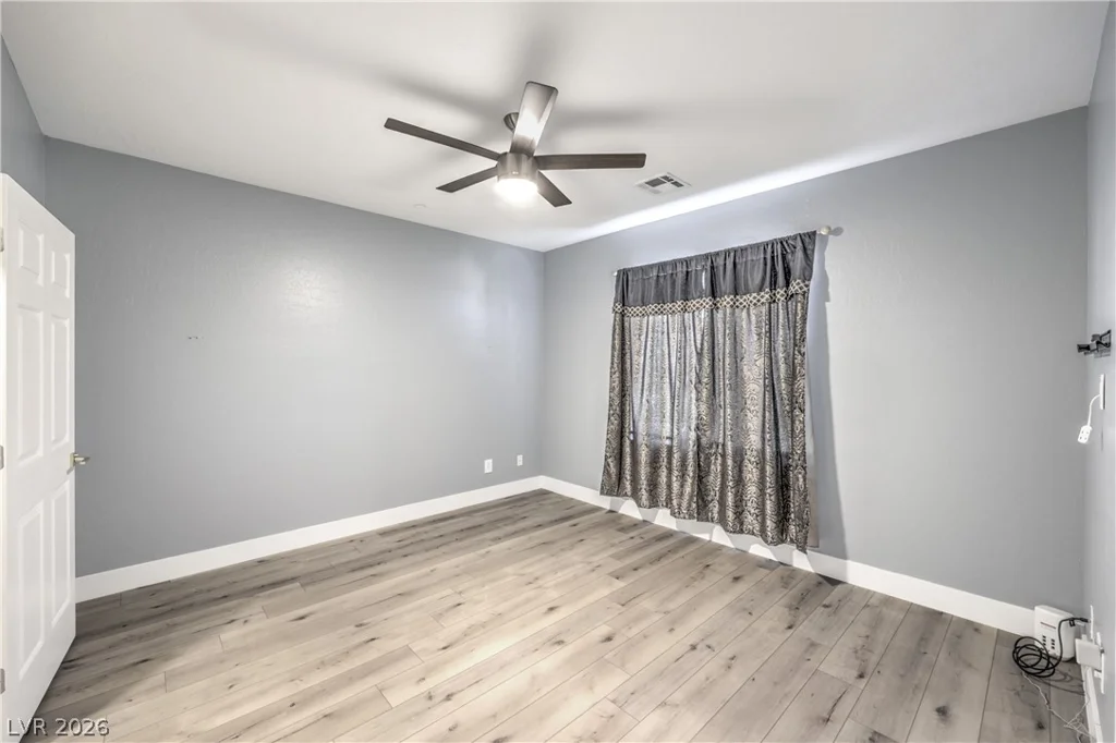 8324 Charleston, Las Vegas, NV 89117