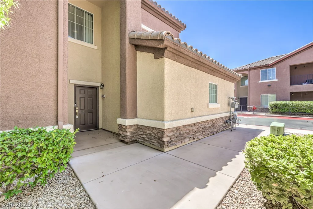 8324 Charleston, Las Vegas, NV 89117